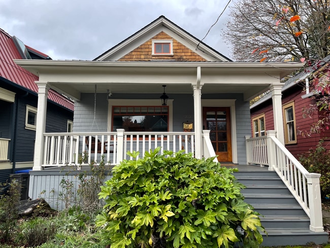 property at 313 NE Stanton St