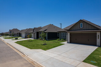 Walker Place at Moonlight in Hewitt, TX - Foto de edificio - Building Photo