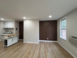 40 Beacon Ave in Jersey City, NJ - Building Photo - Building Photo