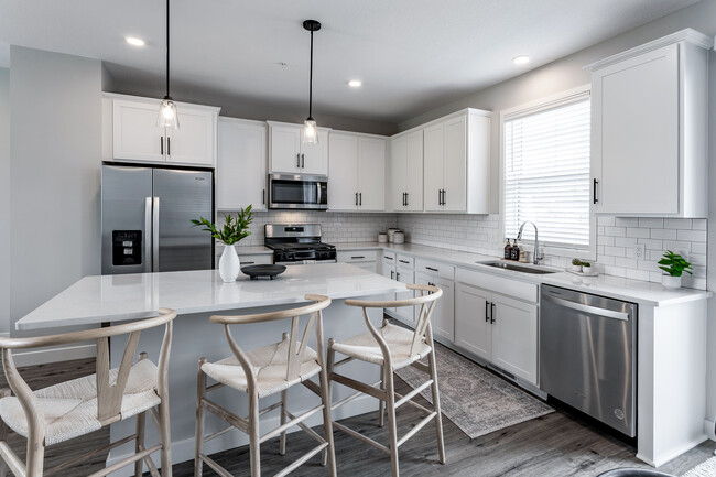 Olive Lane Townhomes in Maple Grove, MN - Foto de edificio - Interior Photo