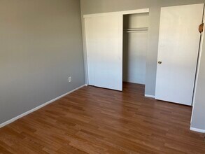 1025 N Tippecanoe Ave, Unit H219 in San Bernardino, CA - Foto de edificio - Building Photo