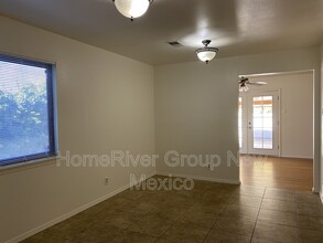 9509 Dona Marguerita Ave NE in Albuquerque, NM - Building Photo - Building Photo