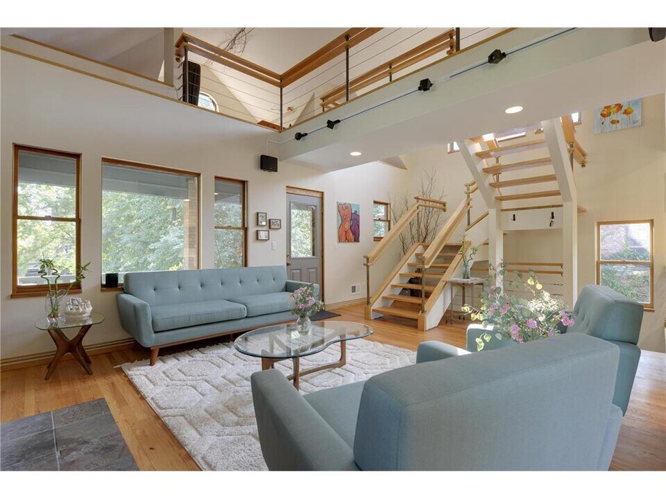 607 Dayton Ave in St. Paul, MN - Building Photo