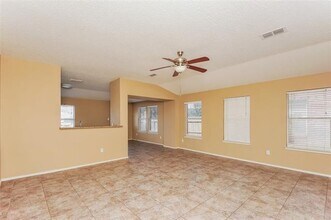 7928 Hidden Brook Dr in Fort Worth, TX - Building Photo - Building Photo
