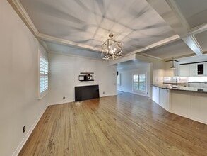 8902 Redondo Dr in Dallas, TX - Building Photo - Building Photo