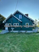 1427 W 46th Ave, Unit 1 in Gary, IN - Building Photo - Building Photo
