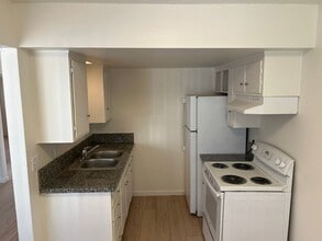 Maple 2 in West Sacramento, CA - Building Photo - Building Photo