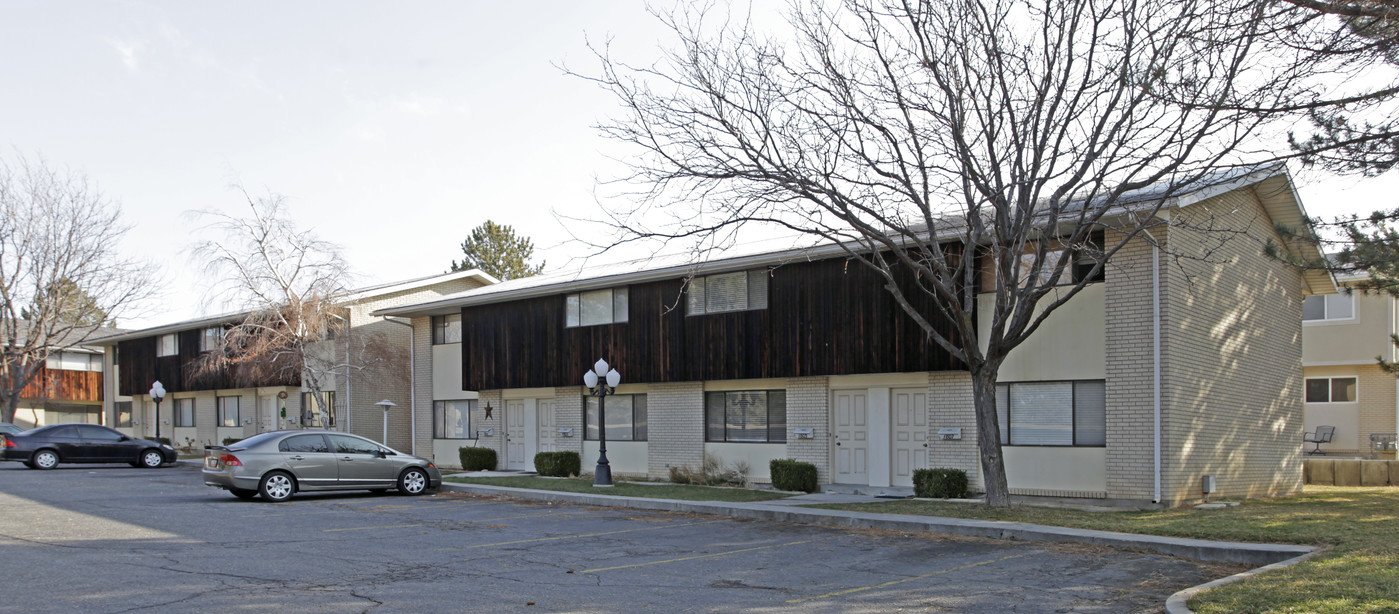 1777 E 4500 S in Salt Lake City, UT - Building Photo