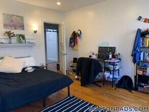 21 Highland St in Boston, MA - Building Photo - Building Photo