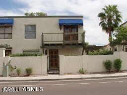 8813 S 48th St in Phoenix, AZ - Building Photo