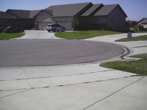 415-417 W O'dell Ct in Andover, KS - Building Photo
