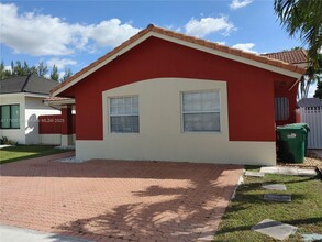 1137 NW 128th Pl in Miami, FL - Building Photo - Building Photo
