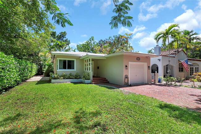 900 Milan Ave in Coral Gables, FL - Building Photo - Building Photo