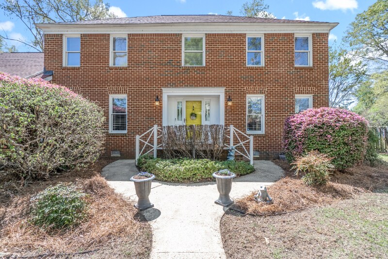 4125 Duke of Gloucester Dr in Chesapeake, VA - Building Photo
