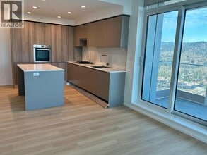 3833 Evergreen Pl in Burnaby, BC - Building Photo - Building Photo