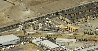 5888 Dublin Blvd in Dublin, CA - Building Photo - Building Photo