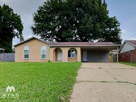 1938 W Holmes Rd in Memphis, TN - Building Photo