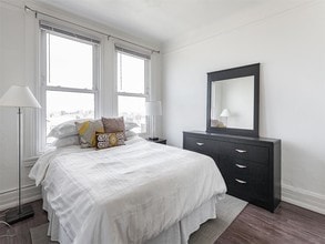 Briggs Houze in Detroit, MI - Building Photo - Building Photo
