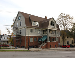 712 Washtenaw Ave Apartments