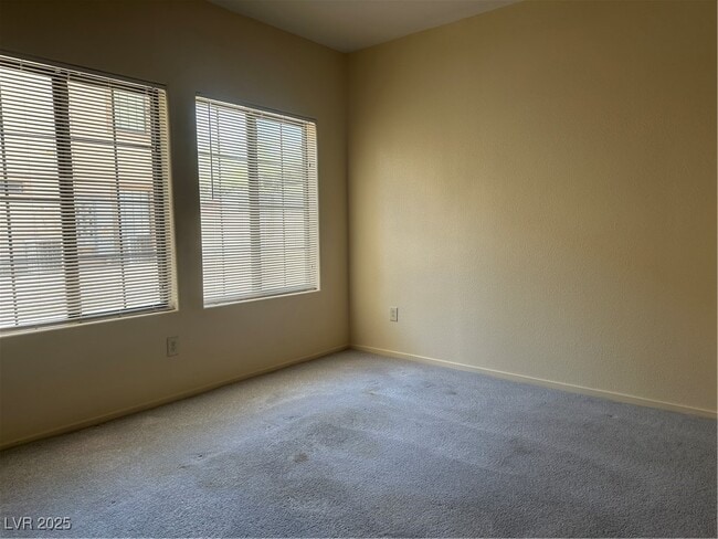 property at 2011 Sue Ct