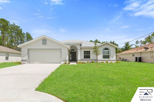 4 Postman Ln in Palm Coast, FL - Building Photo - Building Photo