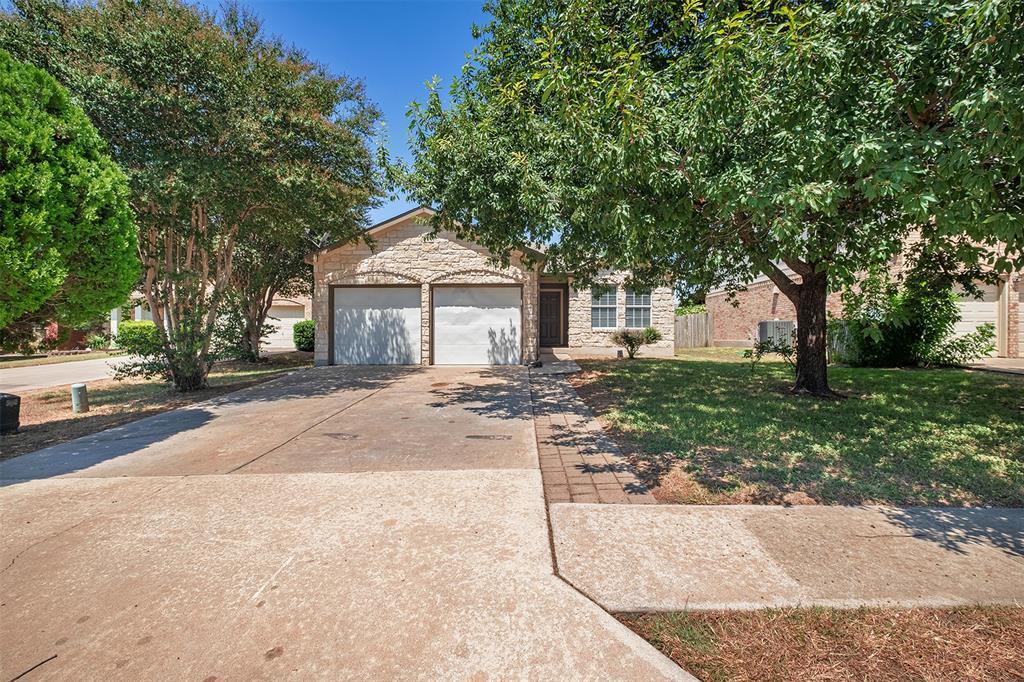 902 Low Brim Cove in Pflugerville, TX - Building Photo