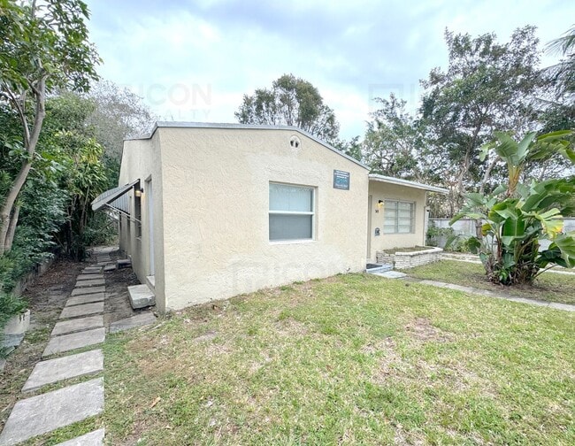 property at 501 SE 12th Ct