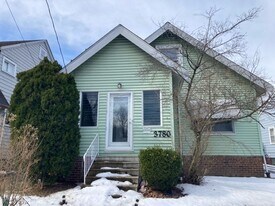 3780 W 129th St in Cleveland, OH - Building Photo