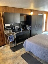 1223 Parkhill Dr, Unit The Office in Billings, MT - Foto de edificio - Building Photo