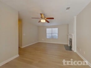 6238 Leverett Dr in Stonecrest, GA - Building Photo - Building Photo