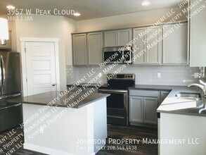 3957 W Peak Cloud Dr in Meridian, ID - Building Photo - Building Photo