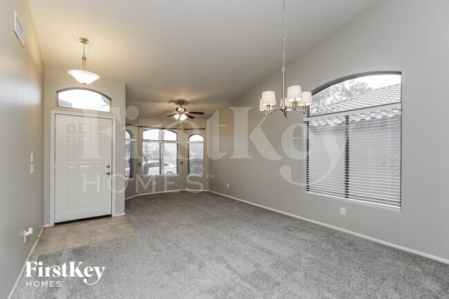 29756 N Desert Willow Blvd in San Tan Valley, AZ - Foto de edificio - Building Photo