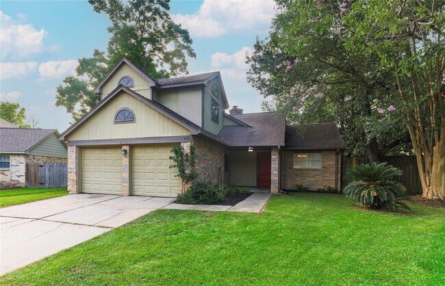 5215 Kristen Ct
