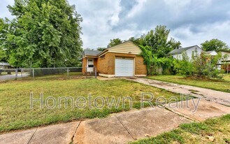 410 E Steed Dr in Midwest City, OK - Building Photo