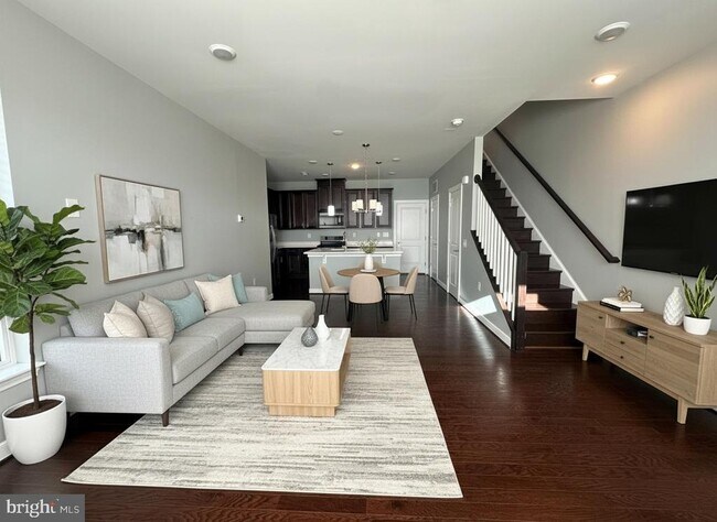 property at 13338 Arrowbrook Centre Dr