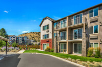 Outlook at Pilot Butte in Bend, OR - Foto de edificio - Building Photo