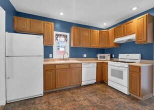 2209 41st St in Rock Island, IL - Building Photo - Building Photo