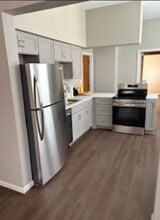 3318 Epworth Ave, Unit 1st floor -3318 Epworth in Cincinnati, OH - Foto de edificio - Building Photo