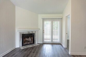 3223 Albert Dr in Tallahassee, FL - Building Photo - Building Photo