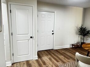 Barrington Park Apartments in Mobile, AL - Building Photo - Building Photo