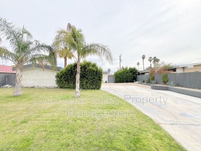 68045 Empalmo Rd in Cathedral City, CA - Building Photo - Building Photo