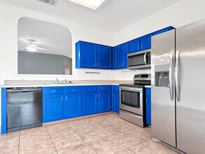 12231 Eden Ml in San Antonio, TX - Building Photo - Building Photo