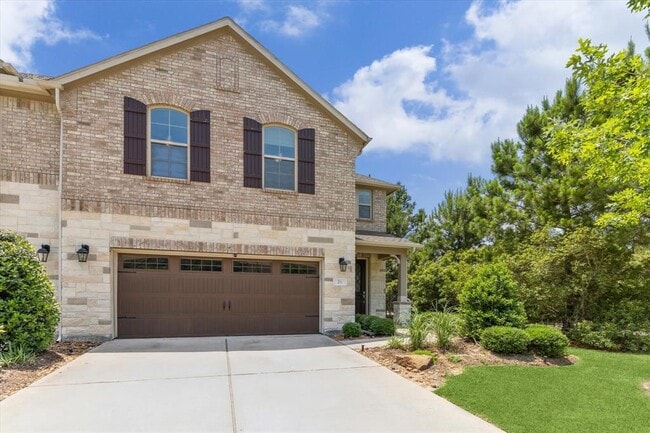 property at 26 Heirloom Garden Pl