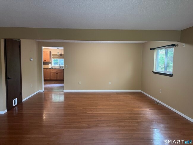 49 Cliffside Dr in Manchester, CT - Building Photo - Building Photo
