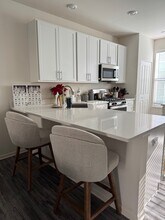 1654 Bentz Way in Batavia, IL - Building Photo - Building Photo