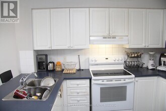 56 Beaucache Private in Ottawa, ON - Building Photo - Building Photo