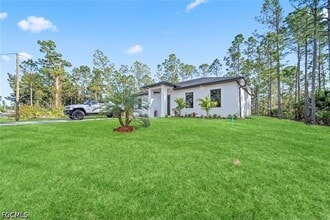 1805 W 10th St in Lehigh Acres, FL - Building Photo - Building Photo