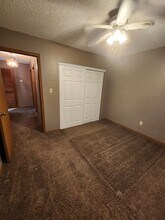 1005 W Cherry St in Marion, IL - Building Photo - Building Photo