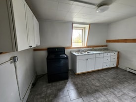 4 Carnes Rd in East Barre, VT - Building Photo