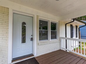 1377 Avon Ave SW in Atlanta, GA - Building Photo - Building Photo
